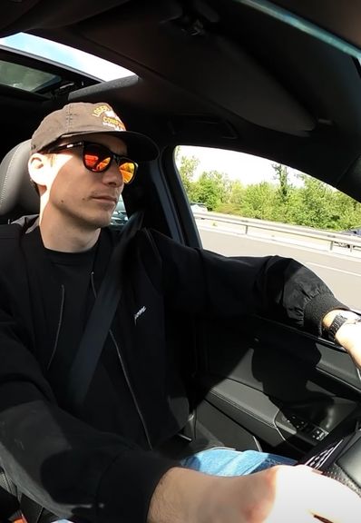 2f542abc-1e97-4839-bf38-e0dde4d68be5