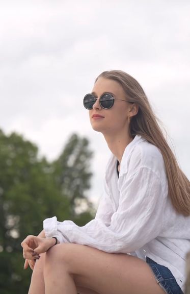 a04e649b-5d9c-40a2-9b94-324acde51d17