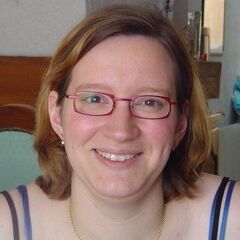 Mme Celine Ghesquiere, votre Opticien Atol à Armentieres