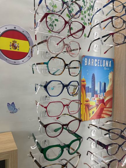 b8a75d7a-63fa-47ac-b84c-df56a940192d