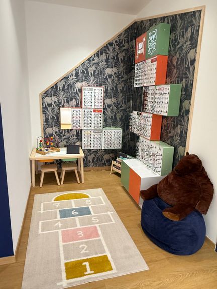 8550a962-8a3a-4a93-8886-d026a97e0953