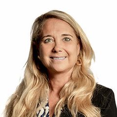 Mme Nathalie Deliat, votre Opticien Atol à Pins justaret