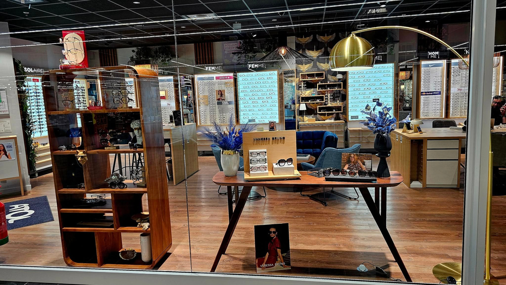 d1d613b2-a906-4da9-9867-83d053eda99d