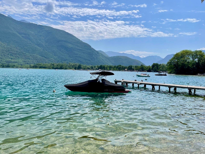 1f717fd9-f1a8-46c7-b3a6-bfdf99174b76