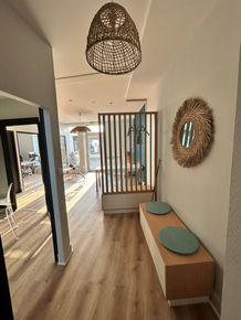 e19b5454-74e3-493b-a239-1f29cfa4e3c8