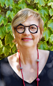 f8d5a6e3-0d98-4155-90f8-a7f8bbb6de1b