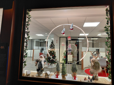 ef64f4c5-98d0-44d4-984b-3105365b3d89