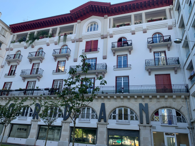 Da9_X8kFK0JEjm0t73AuAZsldjzBZFxDuTcEOzLwBRagq_XMf4S-jjsE5gLQVofBo1Bhiytlj_C07cyW7g=s0