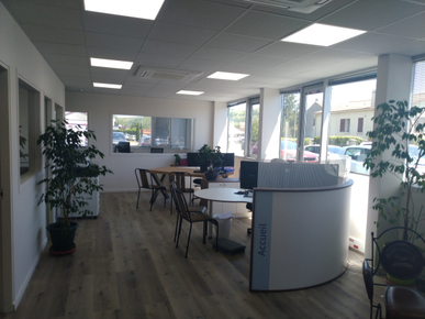 Kq8e-rUwX-vanYAmUCpLMamQI3KgyumJduHe-U5Z7yDdktXgyBT1BDPmJJCF61-ednDZ_ae8Yka6l_BDGg=s0