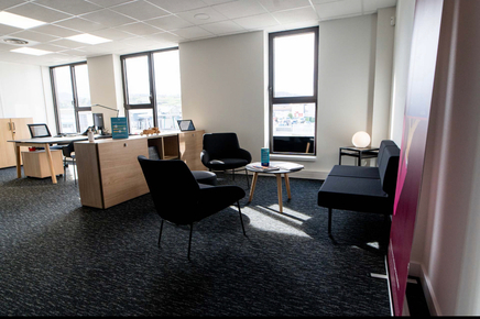 mq_eNRpwtrLGYAoMGd28pGjzyYq7hVMSneBEK1L0ZZNyehAnbhpFOy-cJiJdUB8Odd-RQ7WFoNimD-CRjg=s0