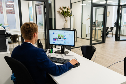 c81f319f-b0c3-4855-8cef-cf7a5ad85791