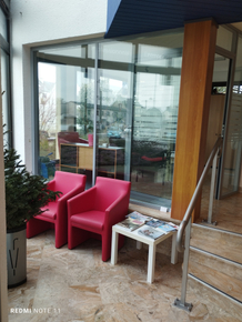 9a90f5cd-0a08-460a-8e85-138b698f4e8d