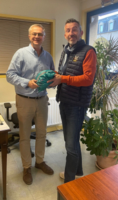 27a680c0-f8b2-438e-8340-fd7fe2738a57