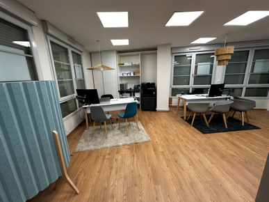 e7c702a5-458e-42e8-a394-0034f0cbbc77