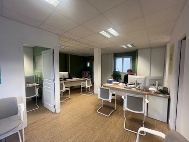 6e32163c-a3ef-4cc9-84fd-f400fda38230