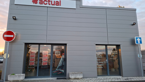 de8b4196-d141-4517-a3e4-ba5639c2c654