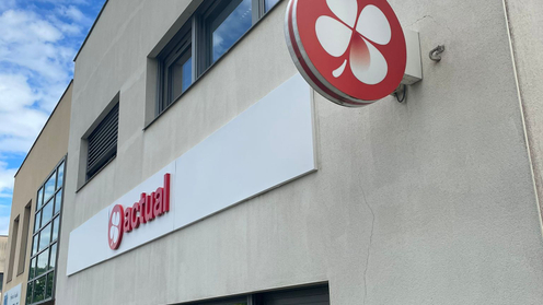 14709c1c-d34e-42a3-8263-8ef9be515103