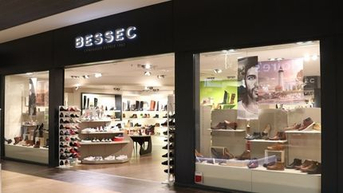Magasin de chaussures à Lanester