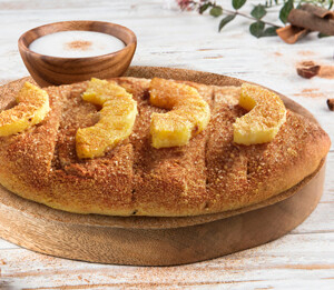 أصابع السينامون بالأناناس