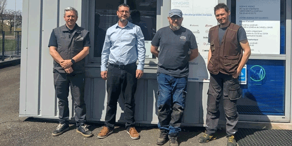 Adrien J., Directeur d'Agence