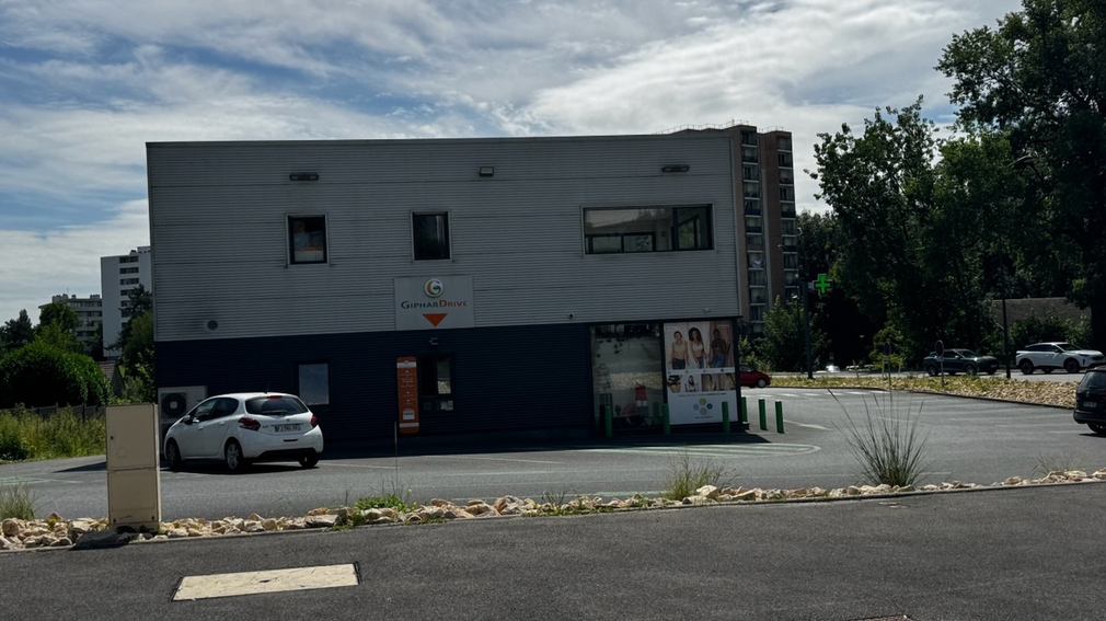 1a2c703d-68f7-439e-8dc6-28bd7f075190