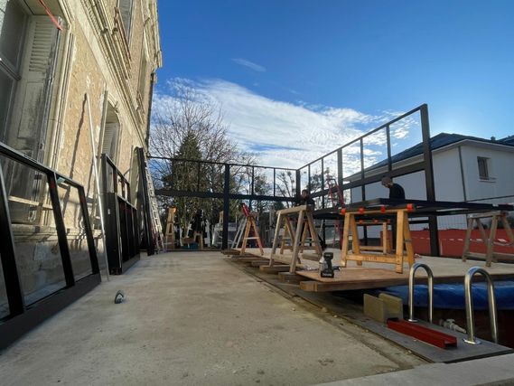 e54fd907-b8d7-4fb8-a4d4-83c9d49e7dfc