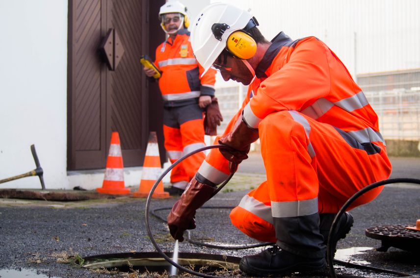 da04d26d-b544-4588-8bb4-643ed790d6f8