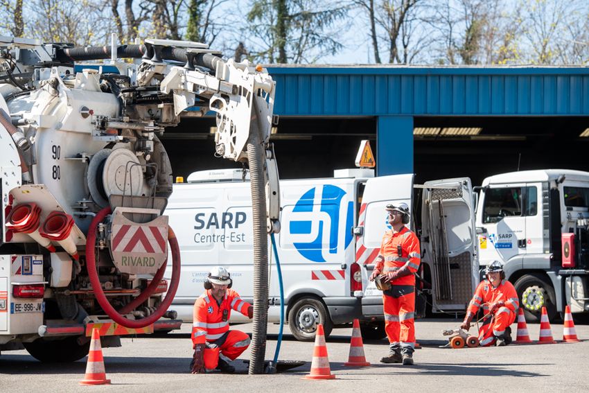 611f59a8-ac11-4e17-b24c-2414e7dc8f5d