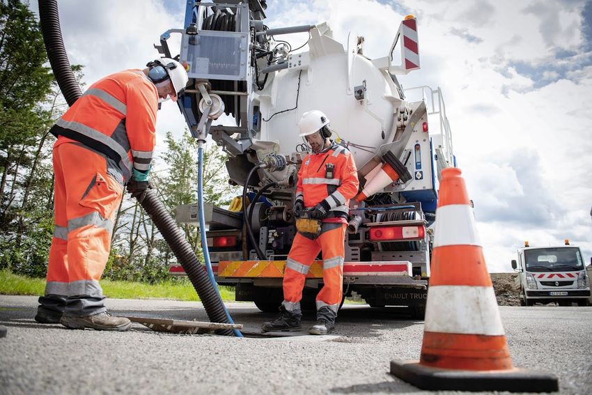 f9952197-1036-42d8-a19c-3ce2338f51da