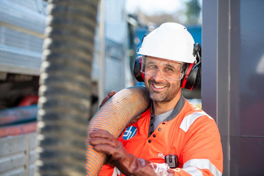 96da6b84-81d2-46c5-8a94-b55d72857675