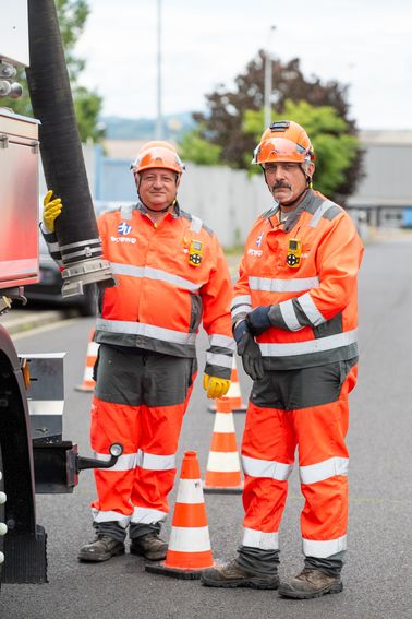 1c25a1c5-05d1-43d1-ae26-4fb4a829c566