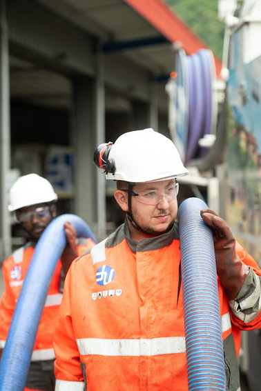 05956508-1f74-4e8b-af62-db32e44a9319